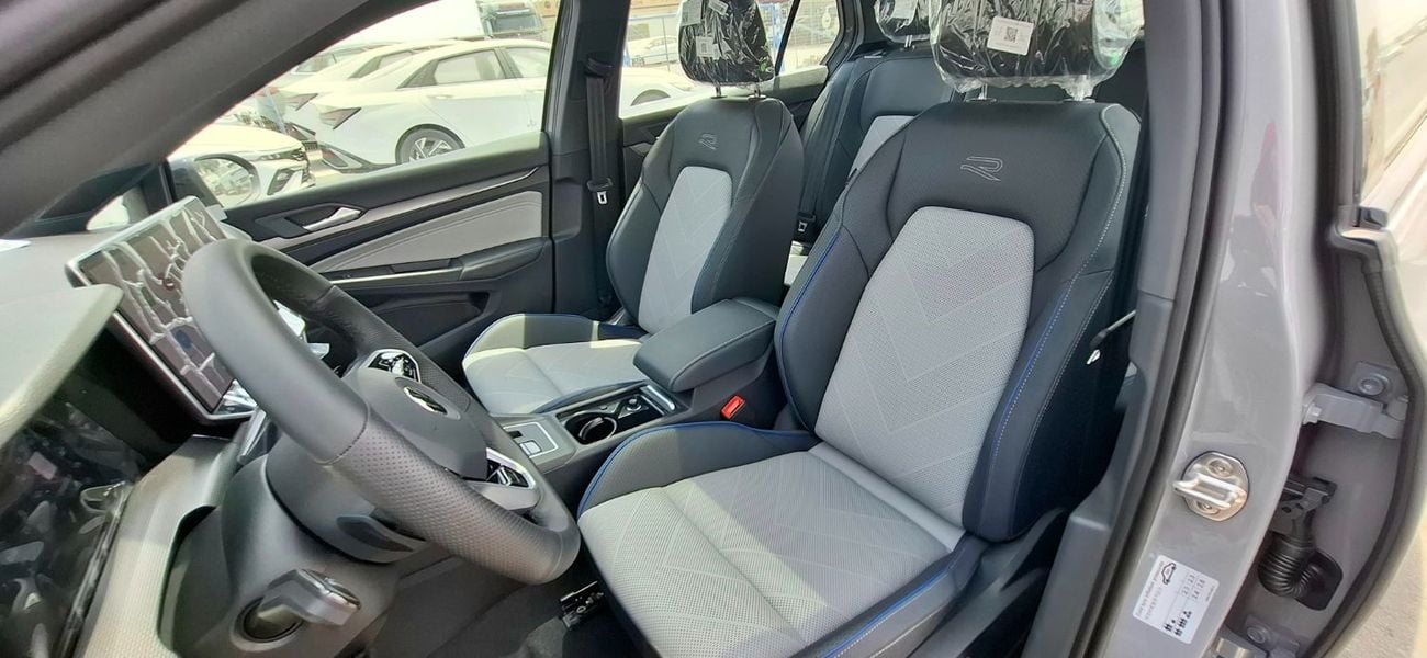 Volkswagen Golf golf r line 1.5l turbo 2025