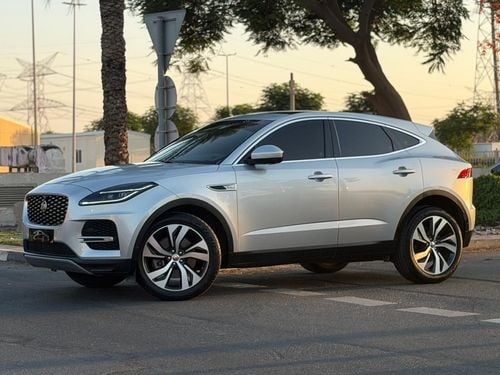 جاكوار E Pace SE