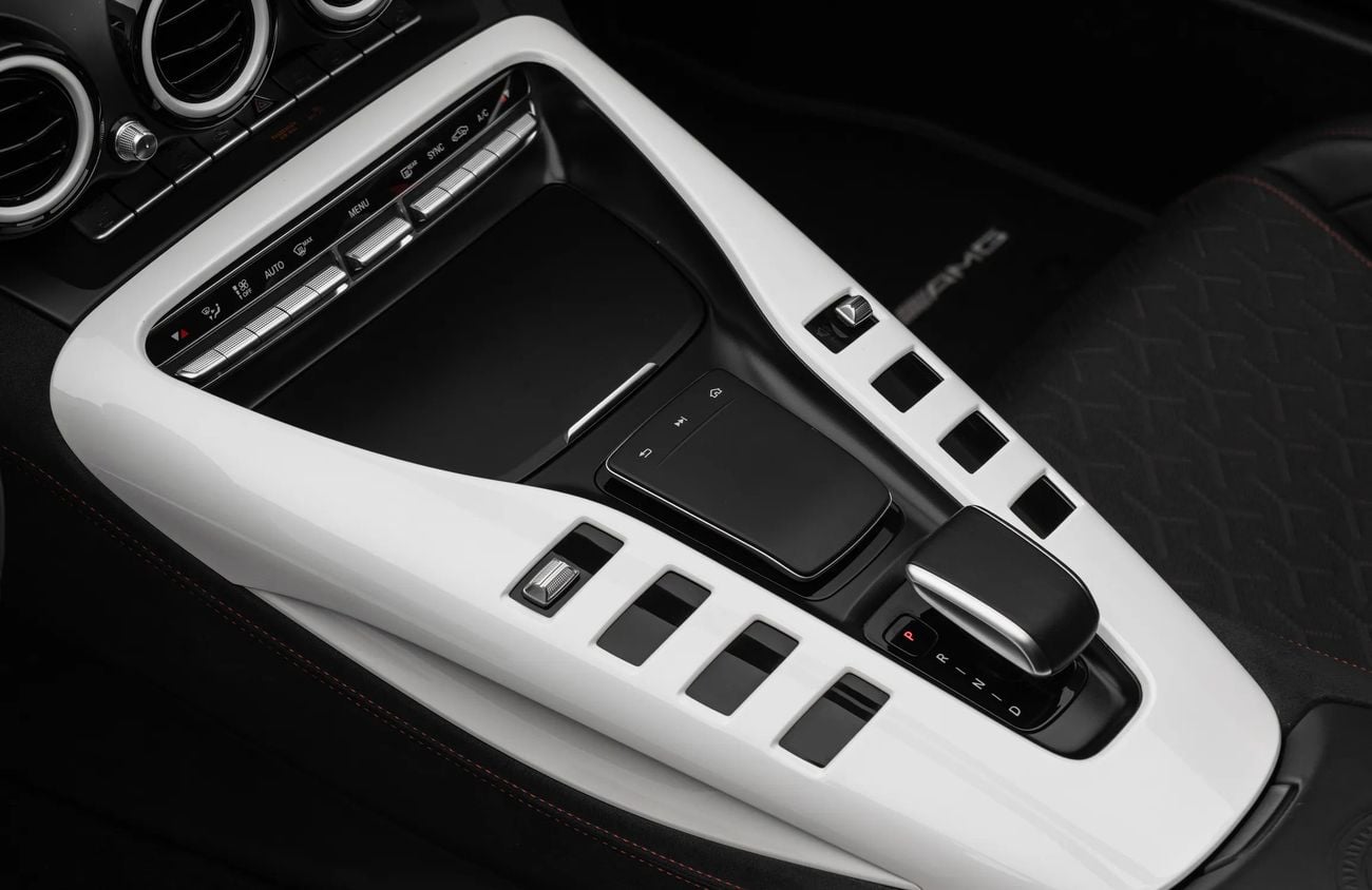 مرسيدس بنز AMG GT 4.0L V8 Bi-Turbo Engine