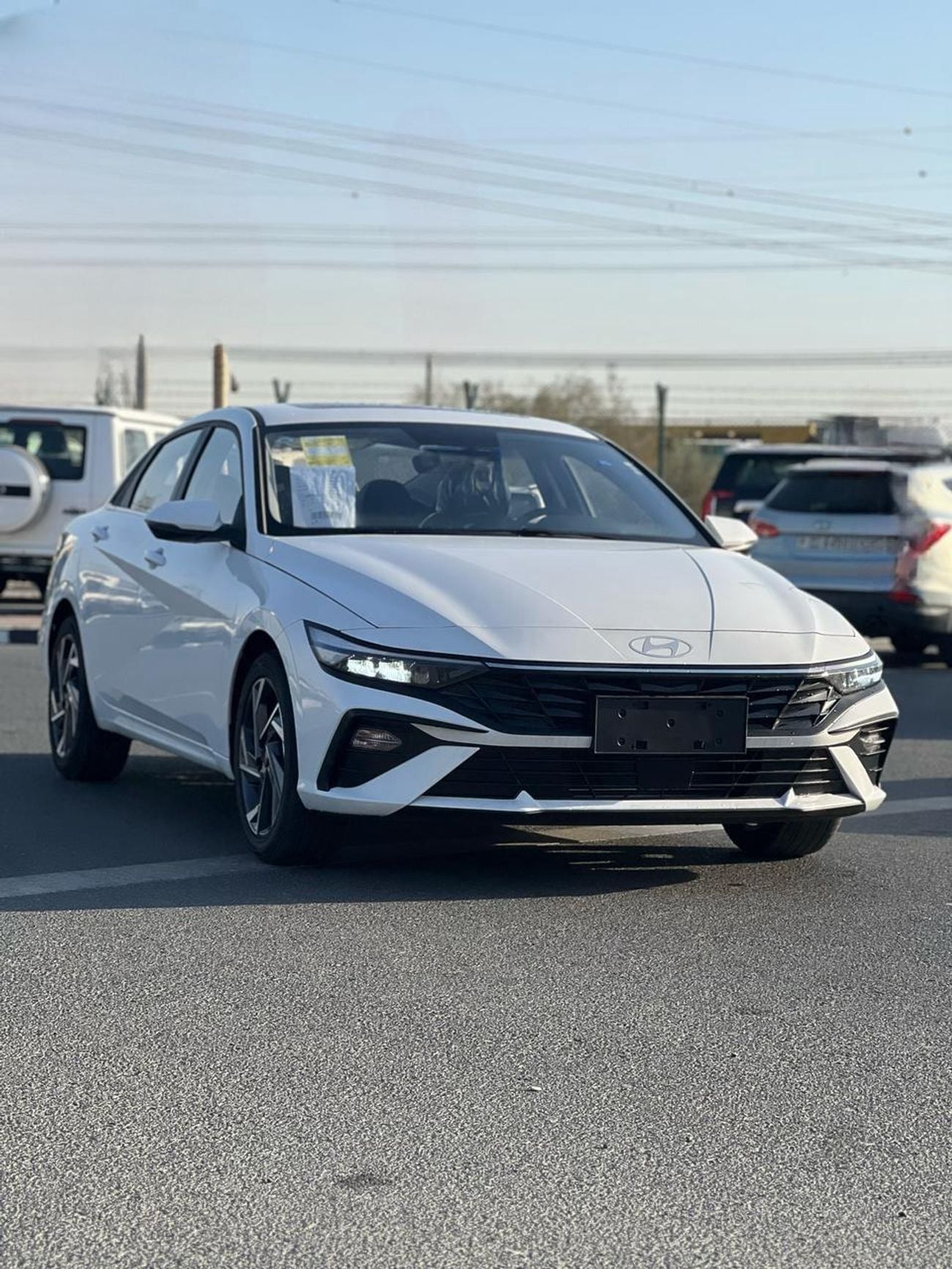 Hyundai Elantra GLS SMART 2025 Hyundai Elantra 1.5L - China - Brand New
