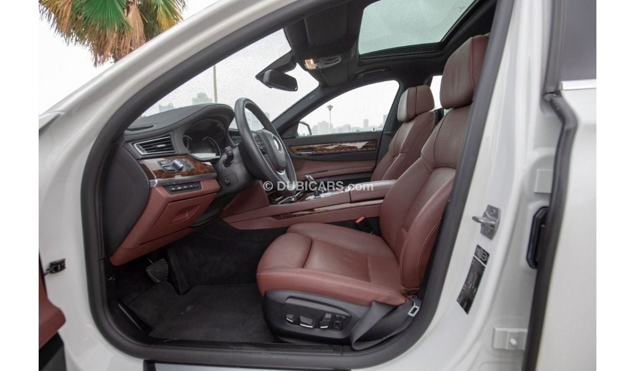 بي أم دبليو 740Li بي أم دبليو 740 Li خليجي 6 سلندر كامل المواصفات