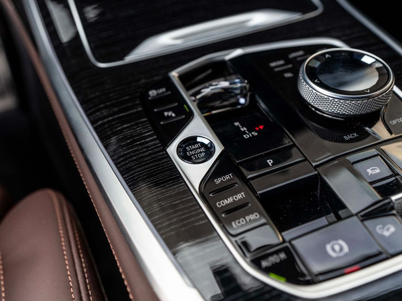 BMW X7 xDrive40i Luxury M Sport Package 3.0L