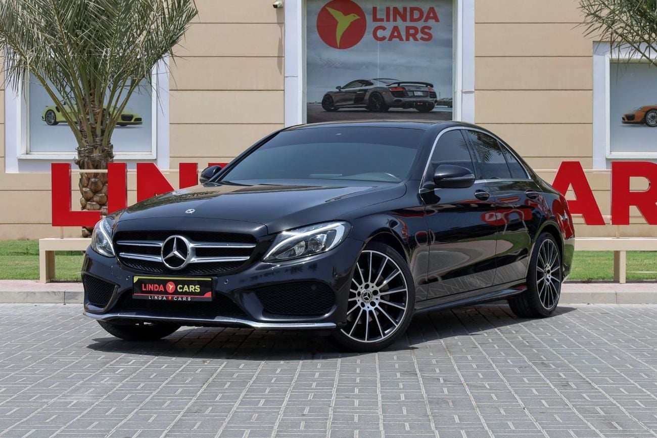 Mercedes-Benz C 200 Mercedes-Benz C200 AMG Pack 2018 GCC under Warranty with Flexible Down-Payment.