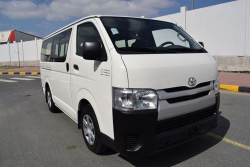 Toyota Hiace GL - Standard Roof Toyota Hiace 13 seater bus, model:2016. Excellent condition