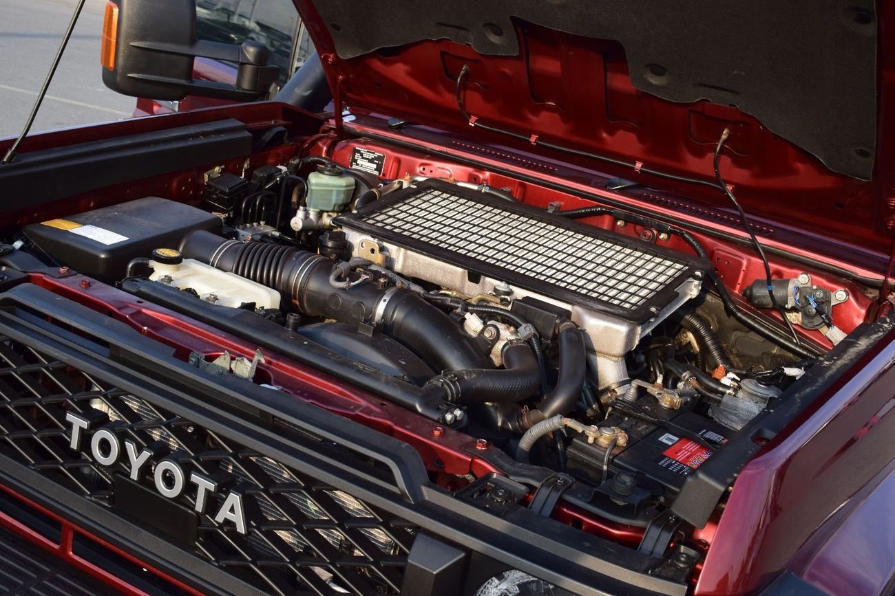 Toyota Land Cruiser Pick Up 4.5L Diesel V8 Right Hand Drive (Export Only)