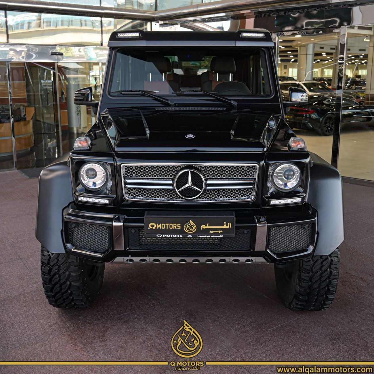 مرسيدس بنز G 63 AMG STANDARD 2014 MERCEDES BENZ G63 6X6 GCC DONE ONLY 1000KM