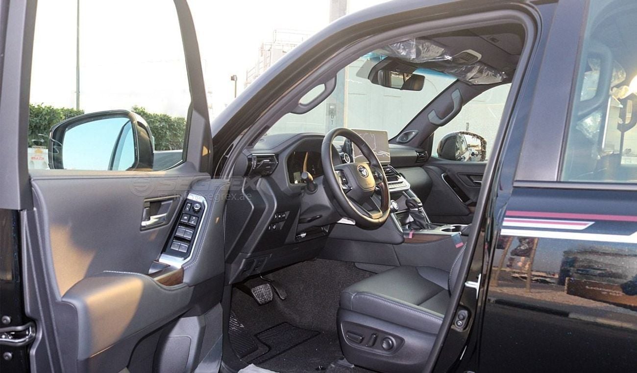 تويوتا لاند كروزر 2026 Model Toyota Land Cruiser (LC300) GXR, 3.5L Petrol 4WD 10A/T