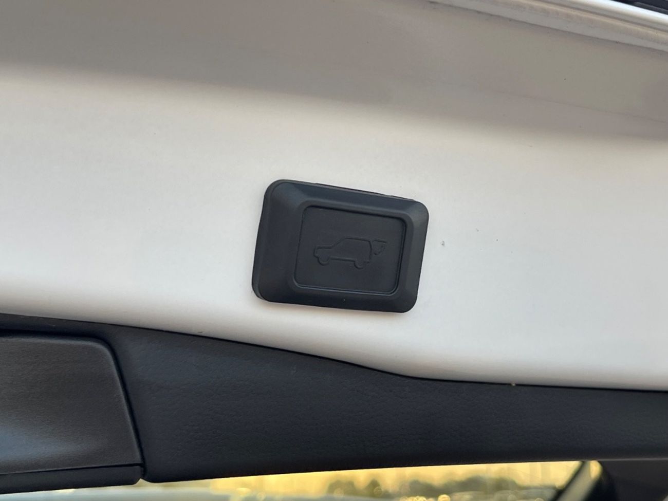 Toyota RAV4 VXR HEV 2021 TOYOTA RAV4 XLE HYBRID FULL OPTIONS IMPORTED FROM USA