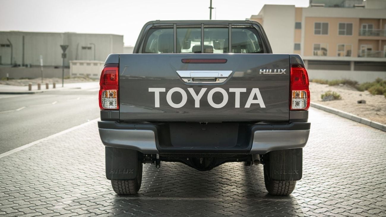 تويوتا هيلوكس SGLX S GLX 2.4L AWD A/T