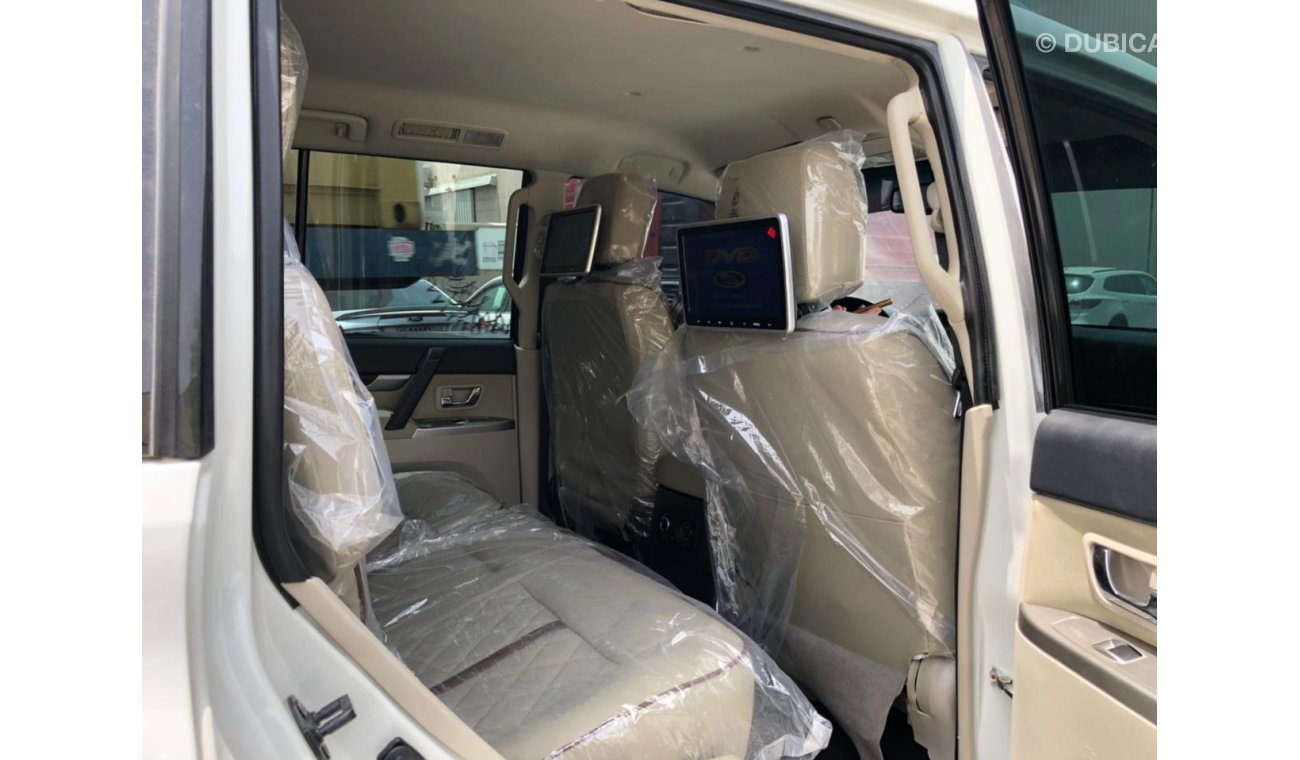 Mitsubishi Pajero 3.5L Petrol, TESLA DVD 16", 1 Power Seat, Leather Seats, Headrest DVD, 17" Rims,  (LOT # MP2017)