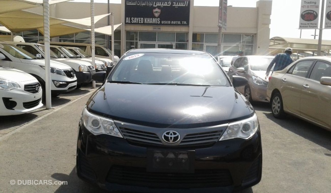 Used Toyota Camry 2013 for sale in Dubai 126404