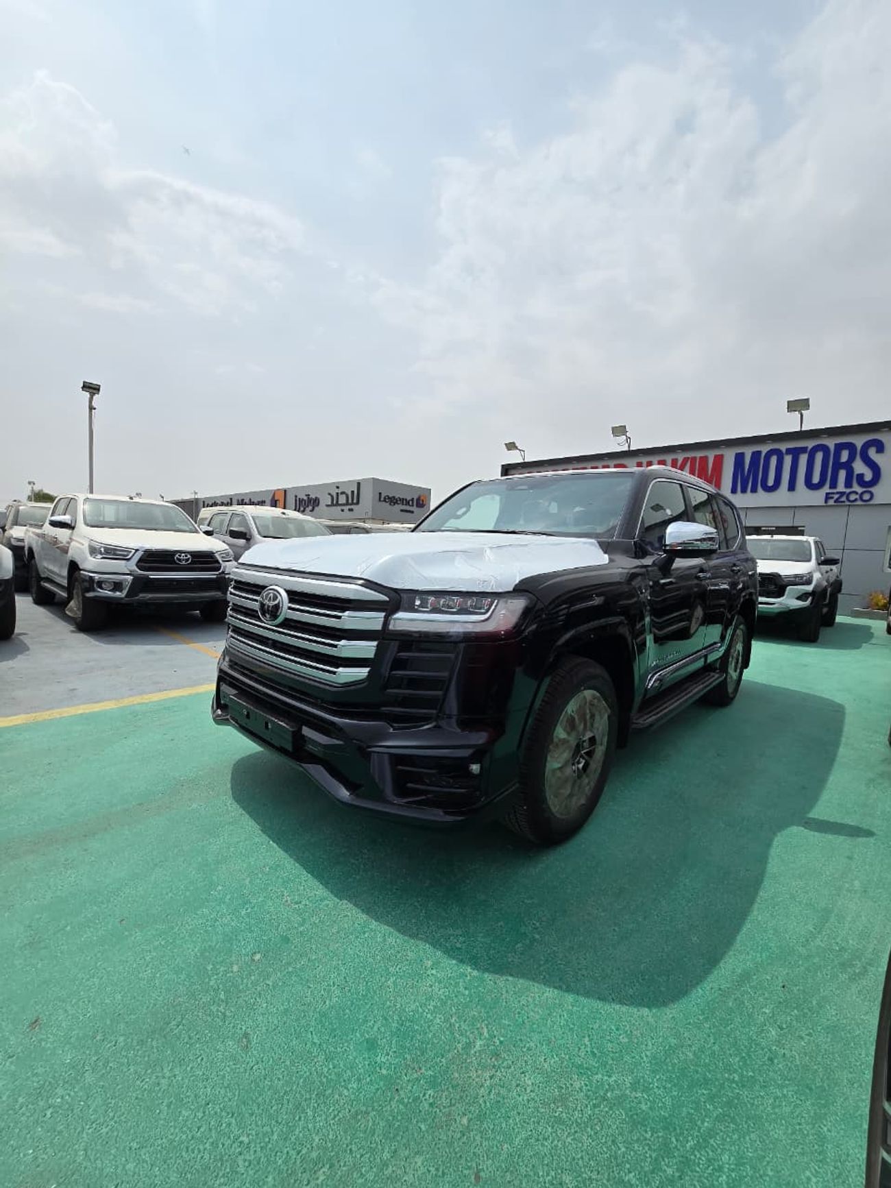 Toyota Land Cruiser VXR TWIN TURBO FULL OPTION 2025 MODEL