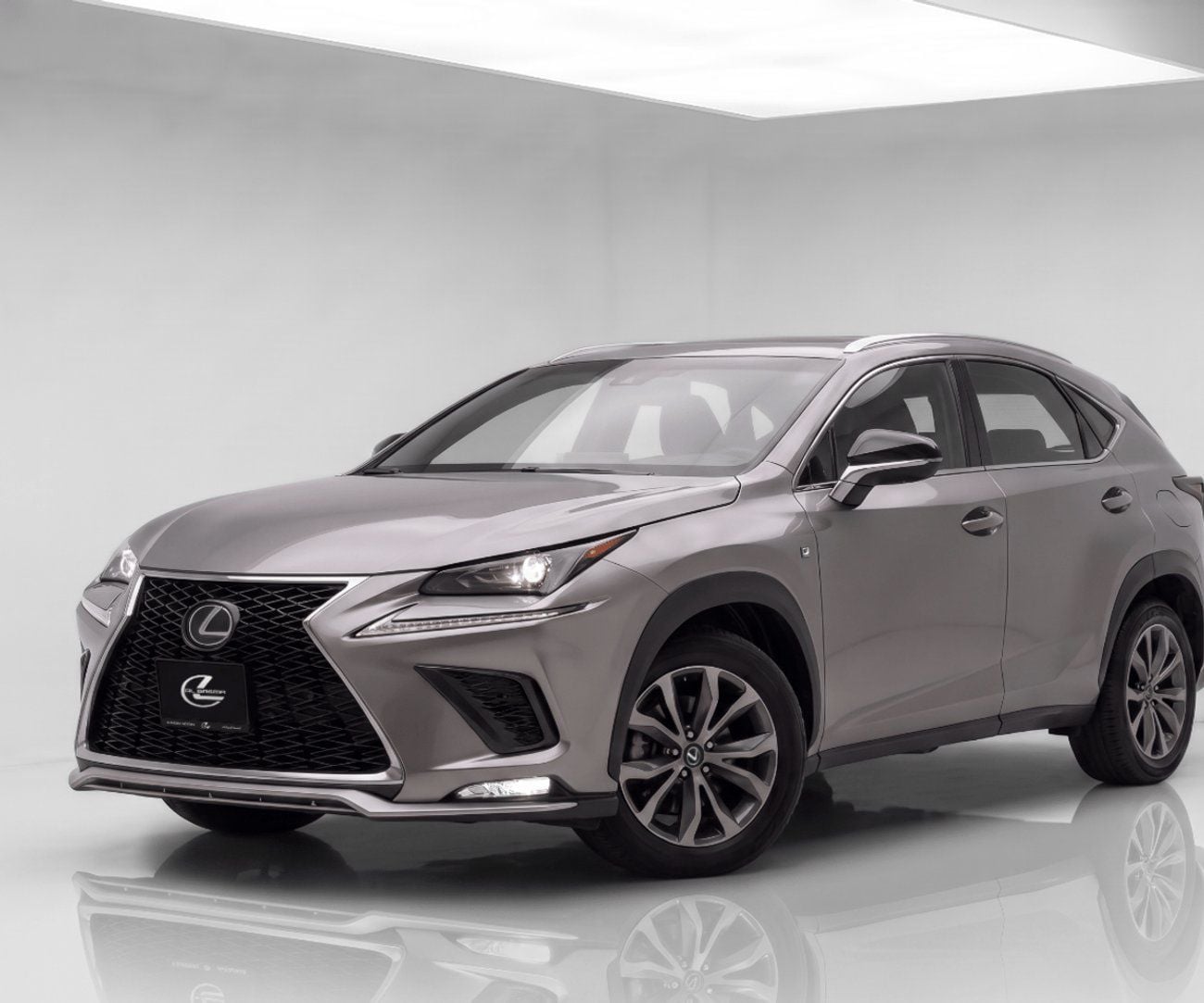لكزس NX 300 F-SPORT
