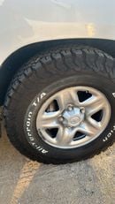 Toyota Land Cruiser GXR-4.5L-Diesel-LHD-Automatic-4wd-GCC specs-8 Cylinders-8 Seats-5 Doors