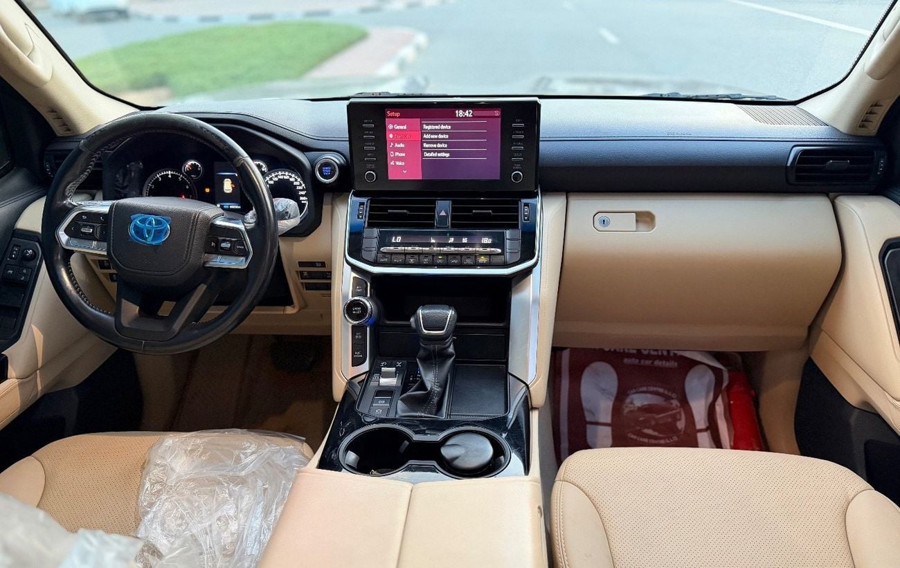 Toyota Land Cruiser 2022 Model GXR 4.0L Full Option Very Clean And Perfect Condition