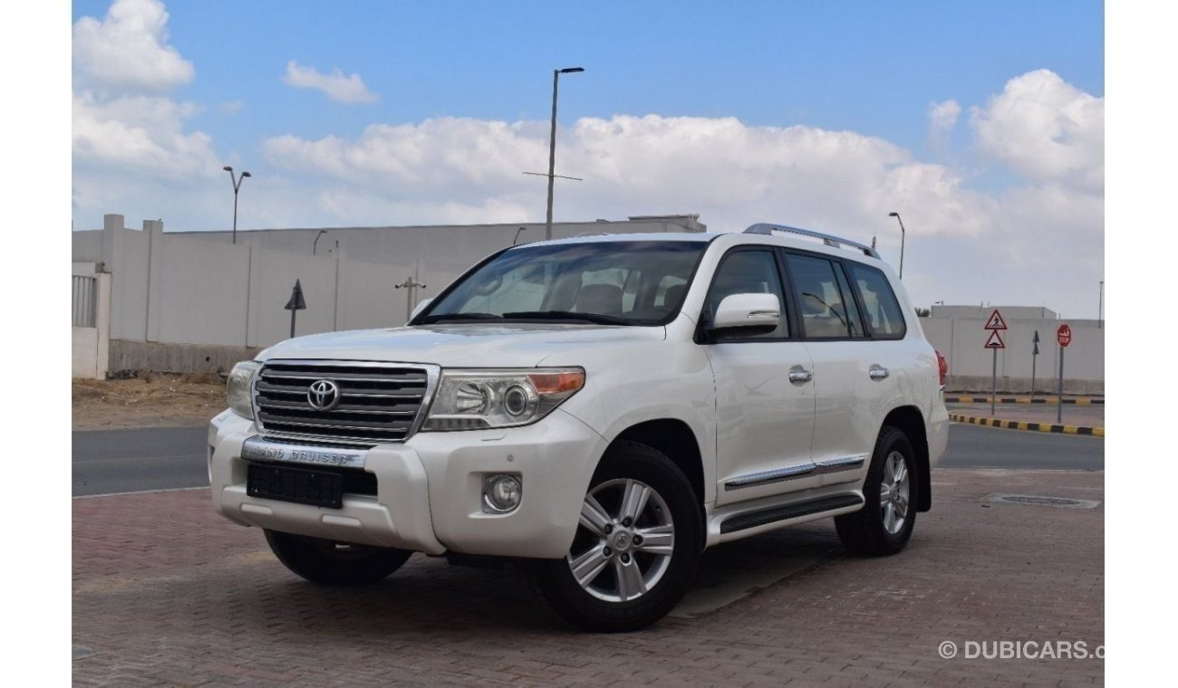 Toyota Land Cruiser 2013 | TOYOTA LAND CRUISER | VXR V8 7-SEATER | AUTOMATIC TRANSMISSION | VERY WELL-MAINTAINED | SPECT