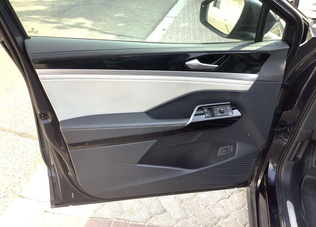 Volkswagen ID.6 VOLKSWAGEN ID6 CROSS FULL OPTIONS 7 SEATS FULL ELCTRICE 2022