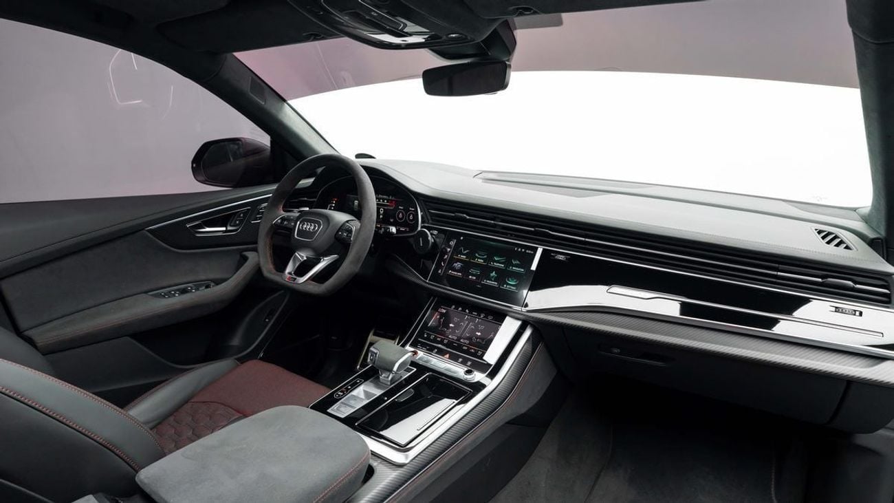 أودي RSQ8 Performance - 2025 - GCC Specs - Under Warranty and Service Contract