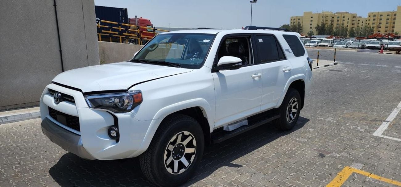 تويوتا Runner4 TOYOTA 4RUNNER TRD OFFROAD 2024
