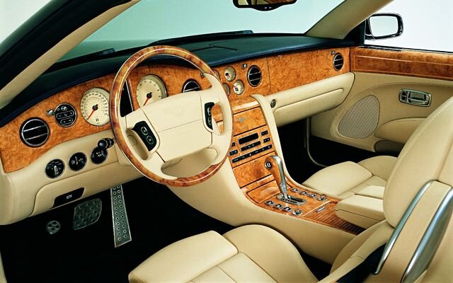 Bentley Arnage interior - Cockpit