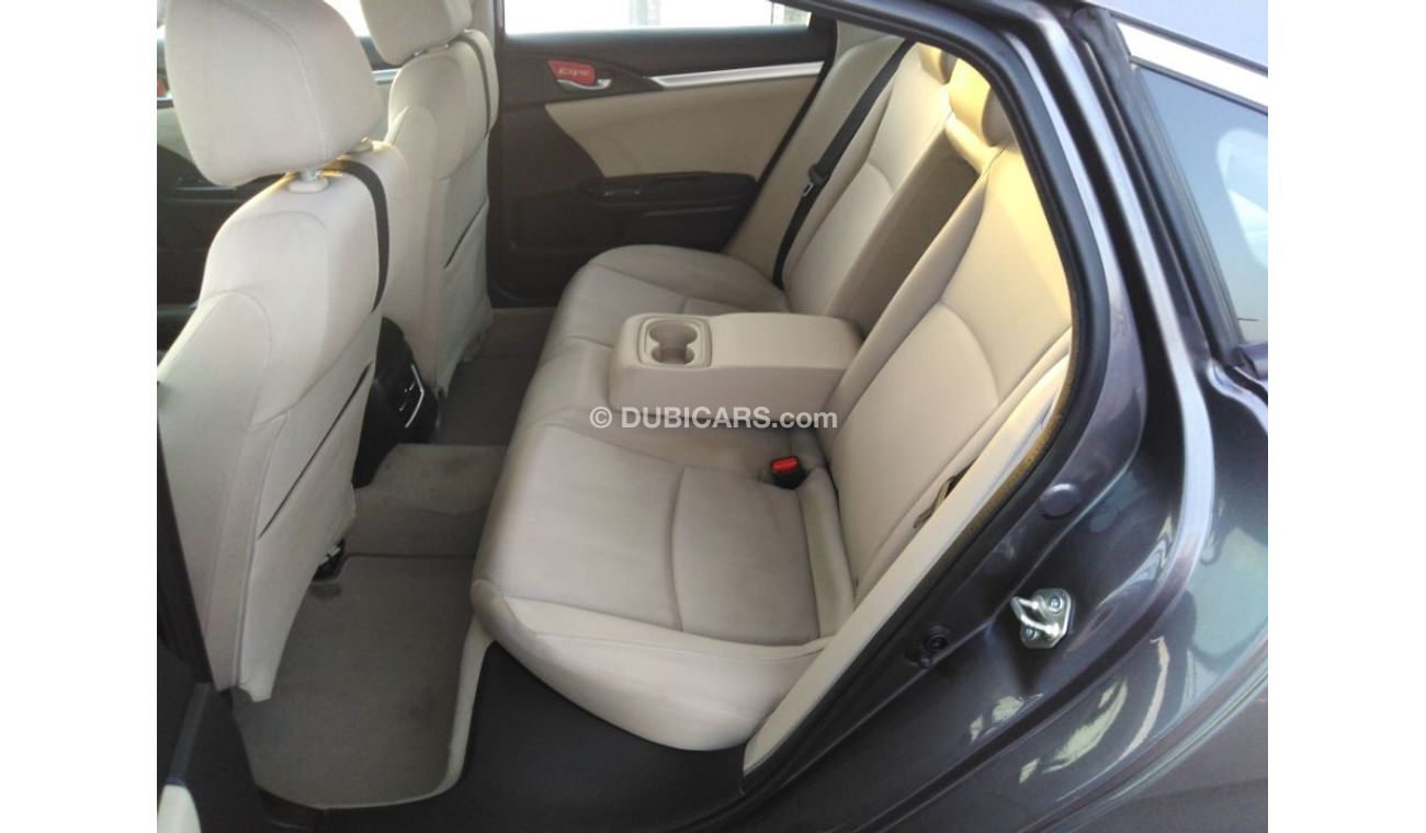 هوندا سيفيك Honda civic 2016 gcc full otion very celen car