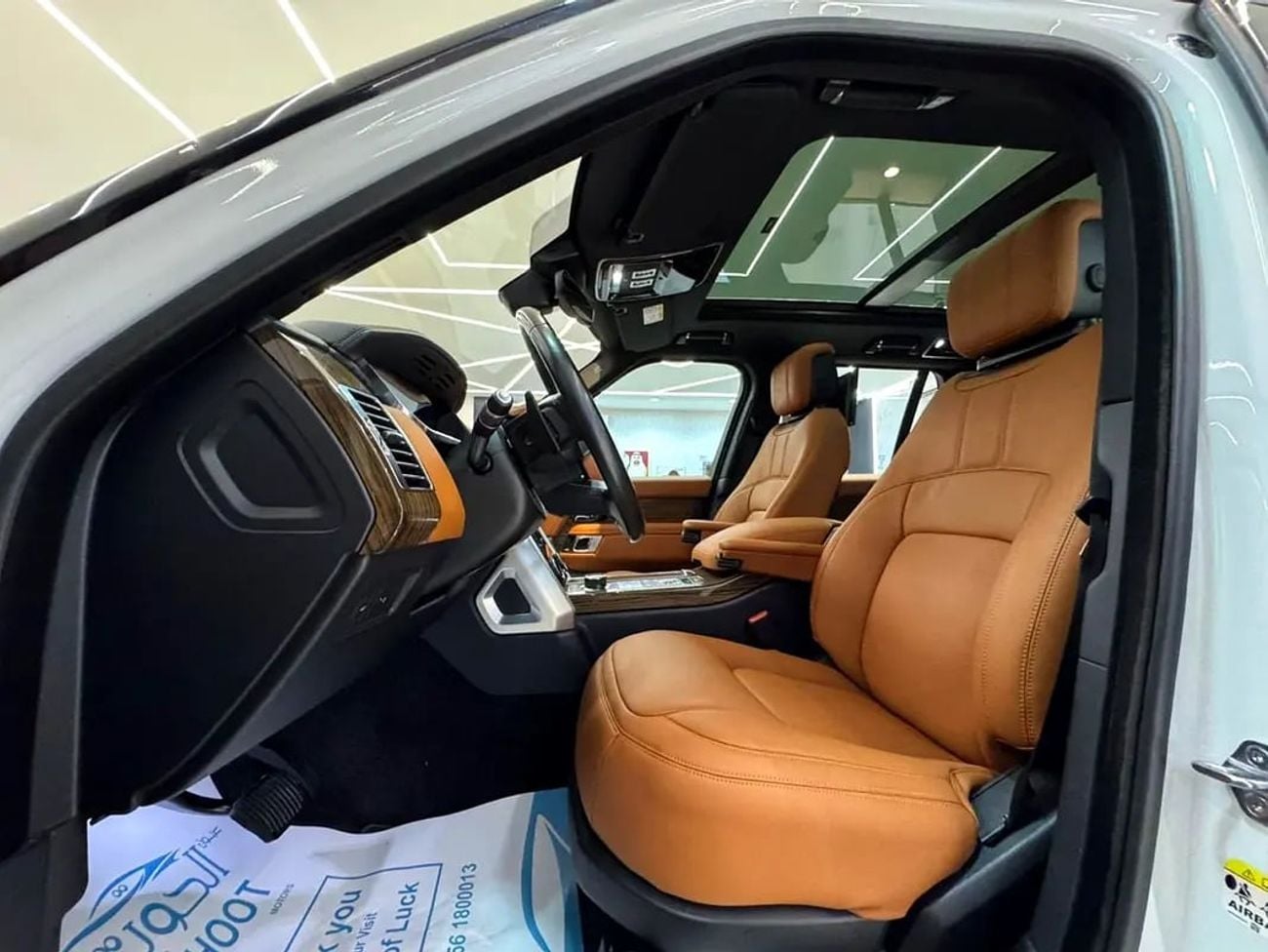 لاند روفر رينج روفر LWB Autobiography P400 3.0L ELITE VOGUE || SUPERCHARGED || GCC || FULLY LOADED || ACCIDENTS FREE