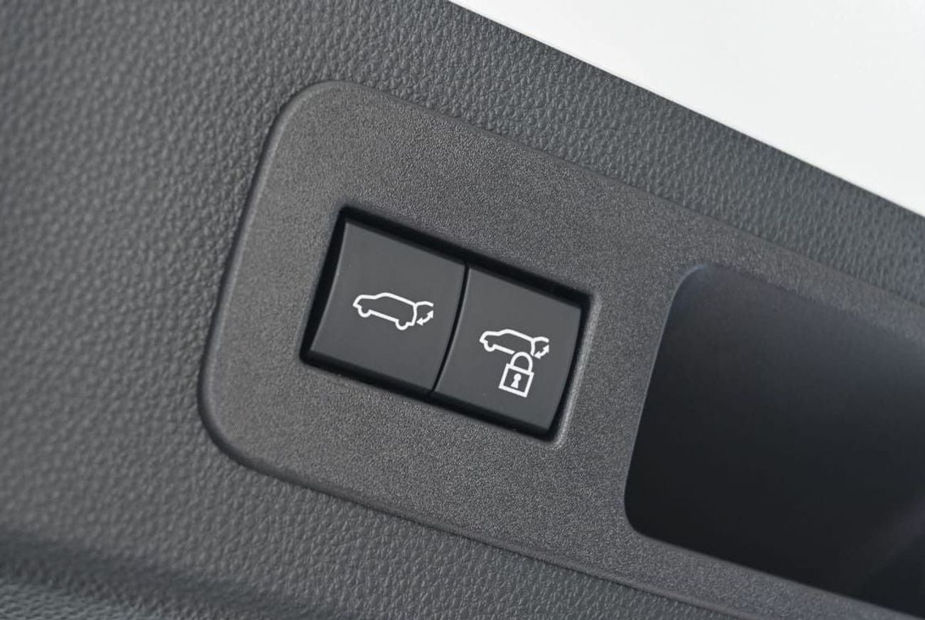 لكزس LX 600 Signature 3.5L ( CYL) Lexus LX600 Signature Mark Levinson, 3.5L Twin-Turbo V6, Petrol Model 2024, Co