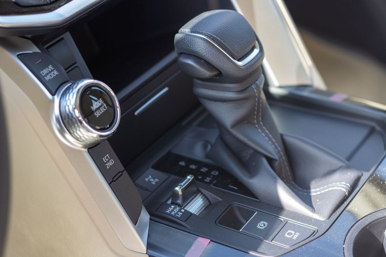 Toyota Land Cruiser GX 3.3L EXPORT ONLY - LC300 GX 3.3 DSL (Omani Specification)