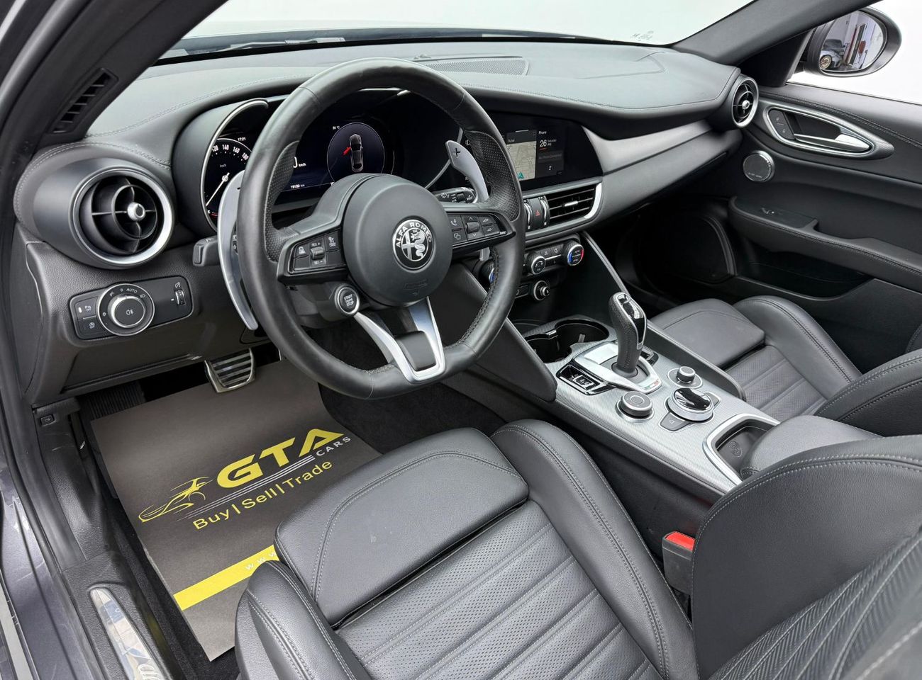 ألفا روميو جوليا 2024 Alfa Romeo Giulia Veloce Q2 MCA, 2028 Agency Warranty+Service Contract, Agency FSH, GCC