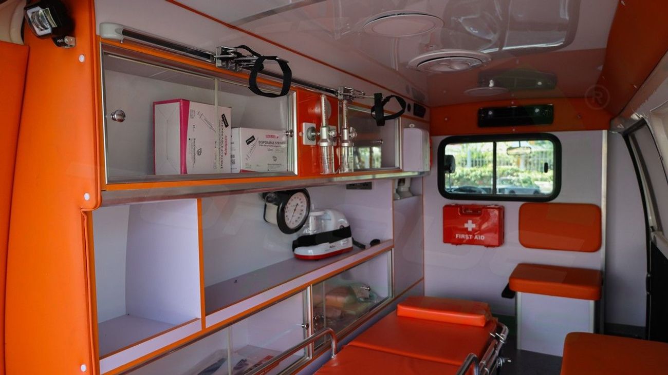 سي إم سي D 260 Panel Van ( Only For Export ) 2025 2.4L RWD GCC 0Km