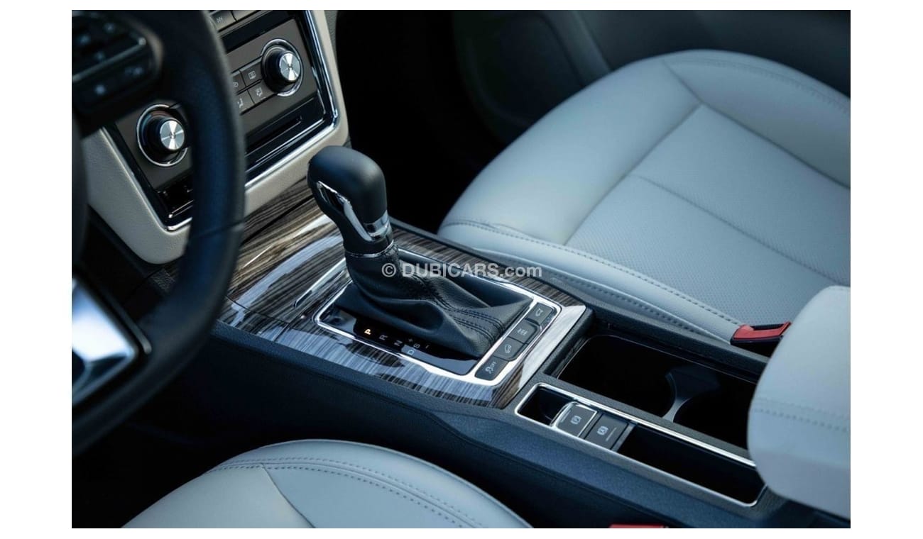 MG RX5 2023 MG RX5 2.0 AWD LUXURY // 3 Years Warranty Or 100,000 KM , 1 Year Service , Free Registration