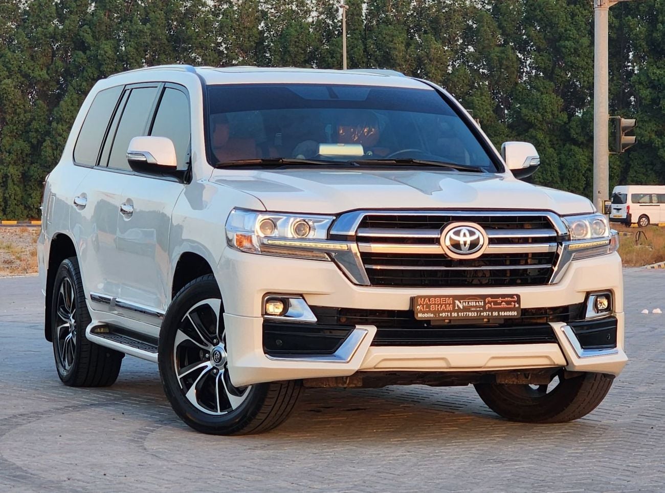 Toyota Land Cruiser VXR UPGRADE 2021