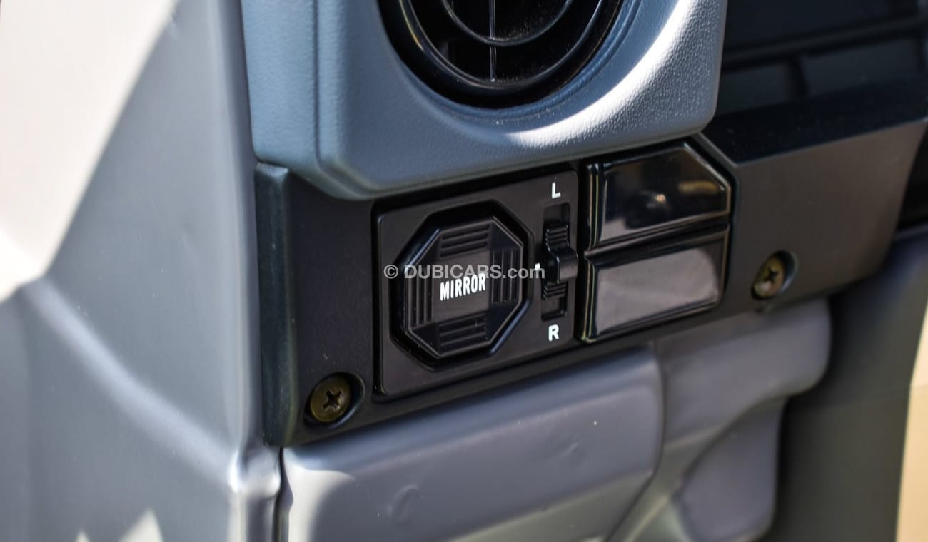 Toyota Land Cruiser Pick Up LX V6