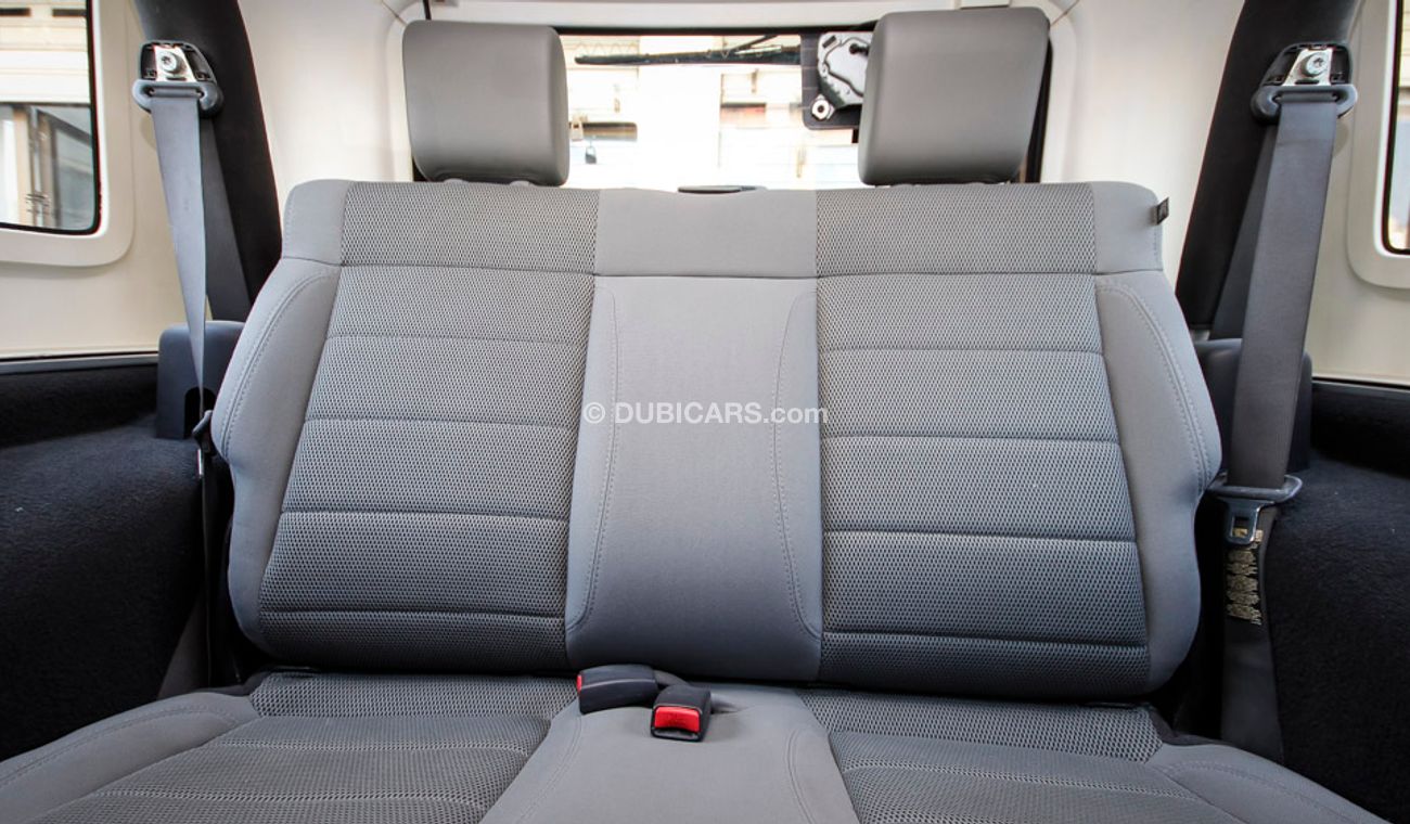 Jeep Wrangler Sahara