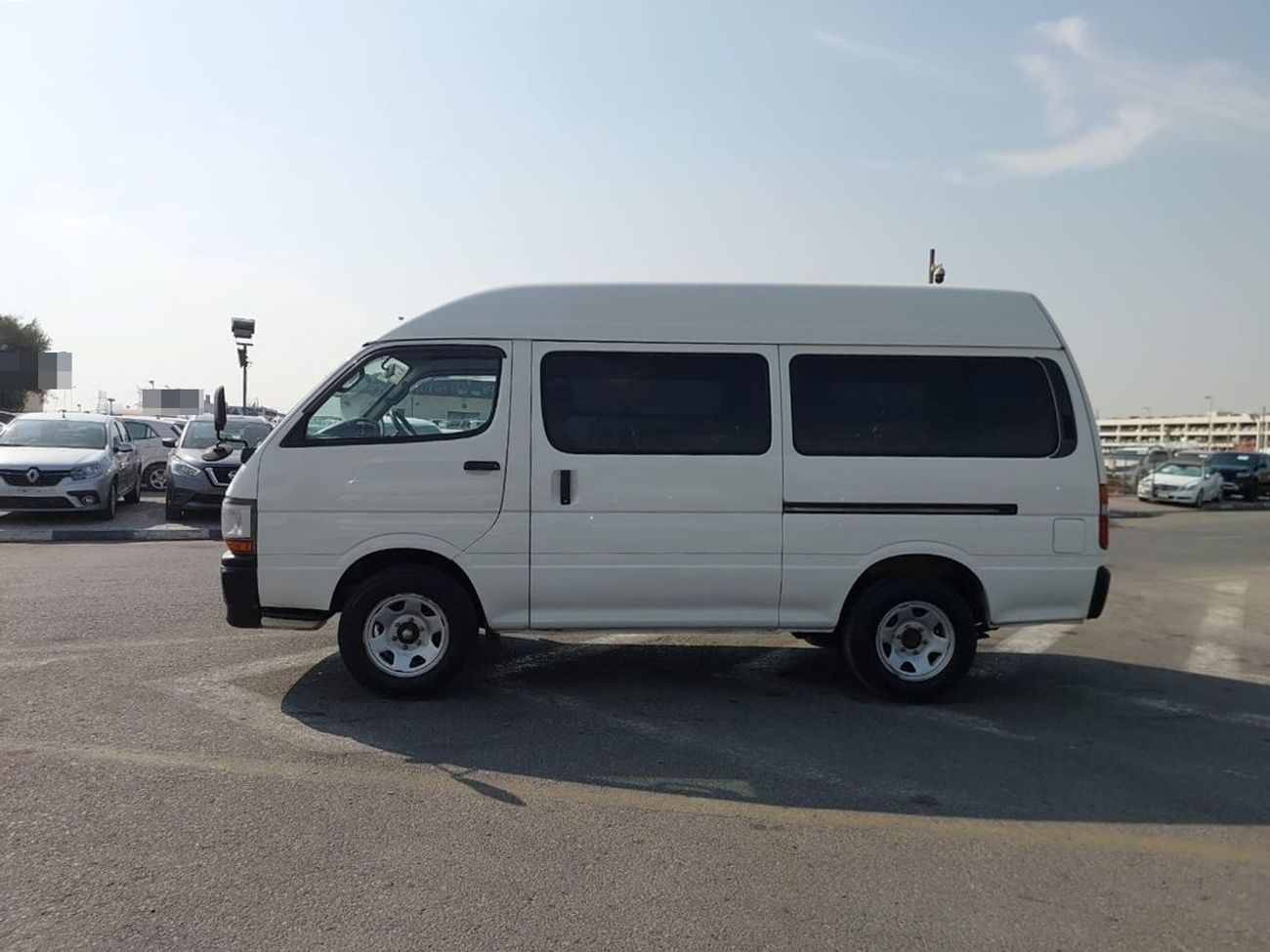 Toyota Hiace TOYOTA HIACE VAN RHD 2002 MODEL 2.0 L PETROL MANUAL(PM05893)