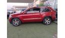 Jeep Cherokee 5.7 -GCC NO ANY TECHNICAL PROBLEM WARRANTY GEAR ENGINE CHASSIS -FULL OPTION -LOW MILEAGE