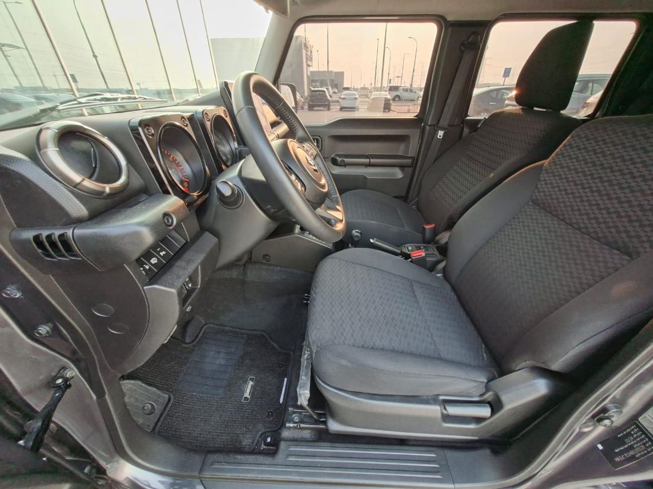 Suzuki Jimny GLX 990-MONTHLY | 1.5 L | 4WD | GCC | CRUISE CONTROL I GPS I ACCIDENT FREE