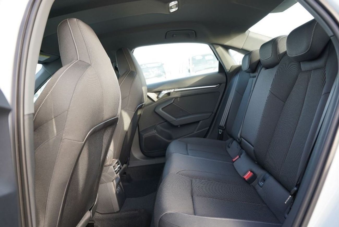 أودي A3 2024 Audi A3 Limousine 35 TFSI 1.4L 0Km