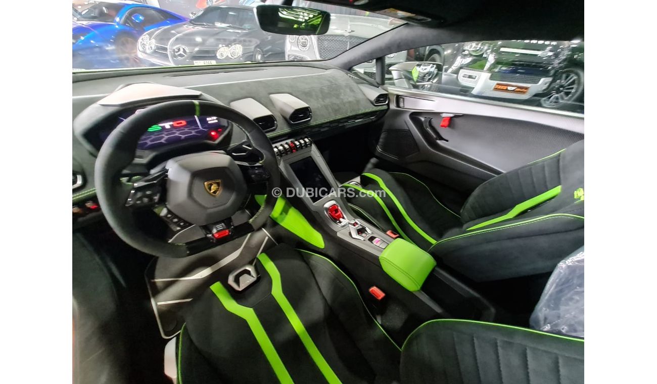 Lamborghini Huracan STO