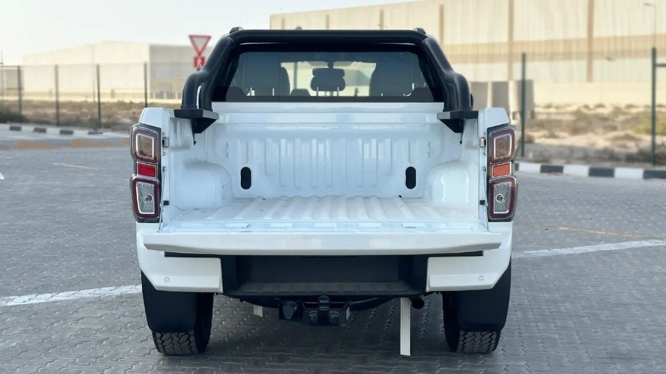 إيسوزو D ماكس STD ISUZU/D-MAX/1.9 Diesel Double Cabin 4x4, High Specs X-Rider ,MT