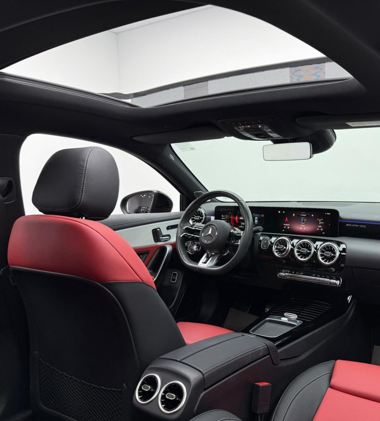 Mercedes-Benz A 35 AMG 2023 Mercedes Benz A35 AMG Premium+, 2028 Mercedes Warranty + Service Pack, Very Low Km, GCC