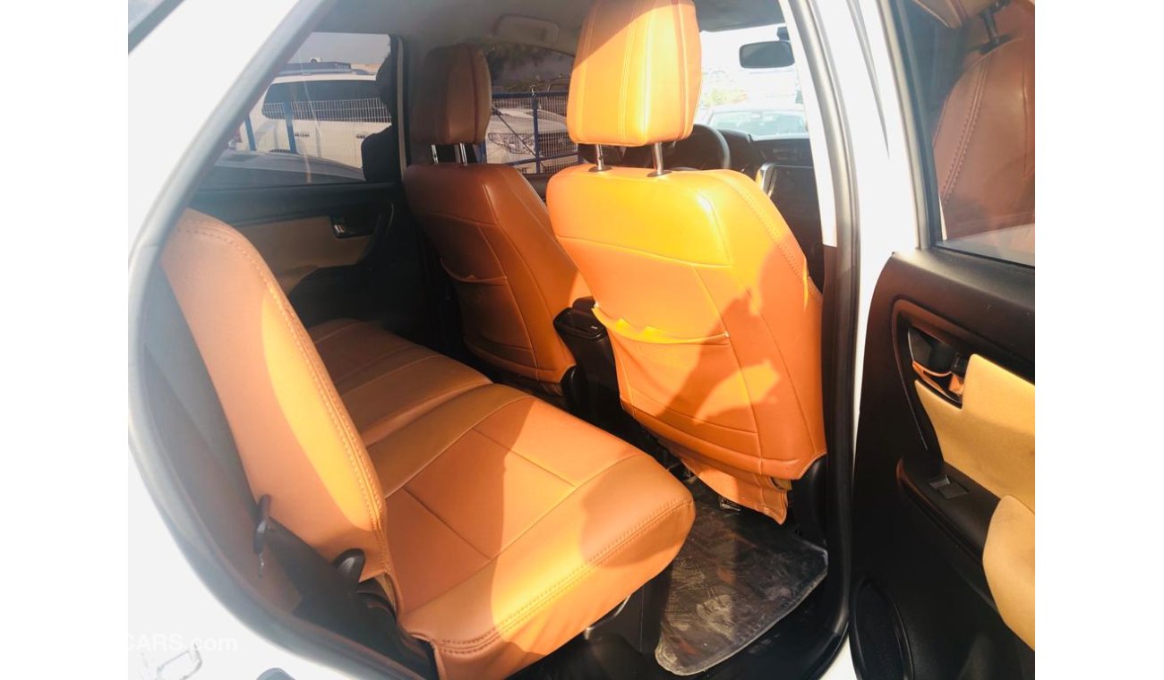 Toyota Fortuner FOG LIGHTS-LEATHER SEATS-ALLOY WHEELS-READY TO EXPORT