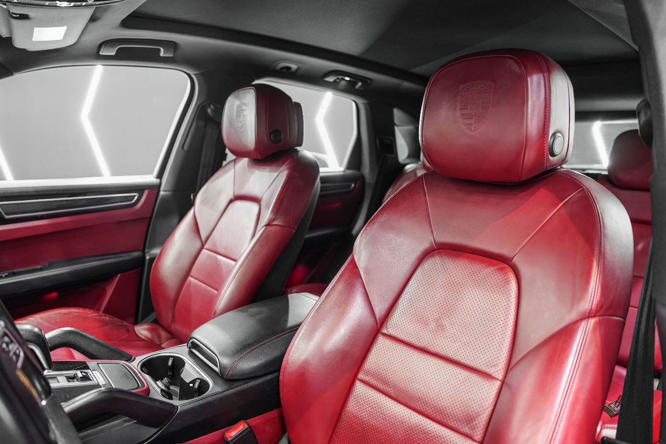 Porsche Cayenne S 2.9L (440 HP) Chrono Package, Panoramic Roof, Bose Sound System, GCC Spec!!