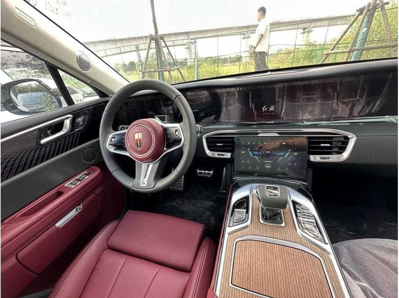 HONGQI EHS9 Hongqi EHS9 Standard 6 Seater