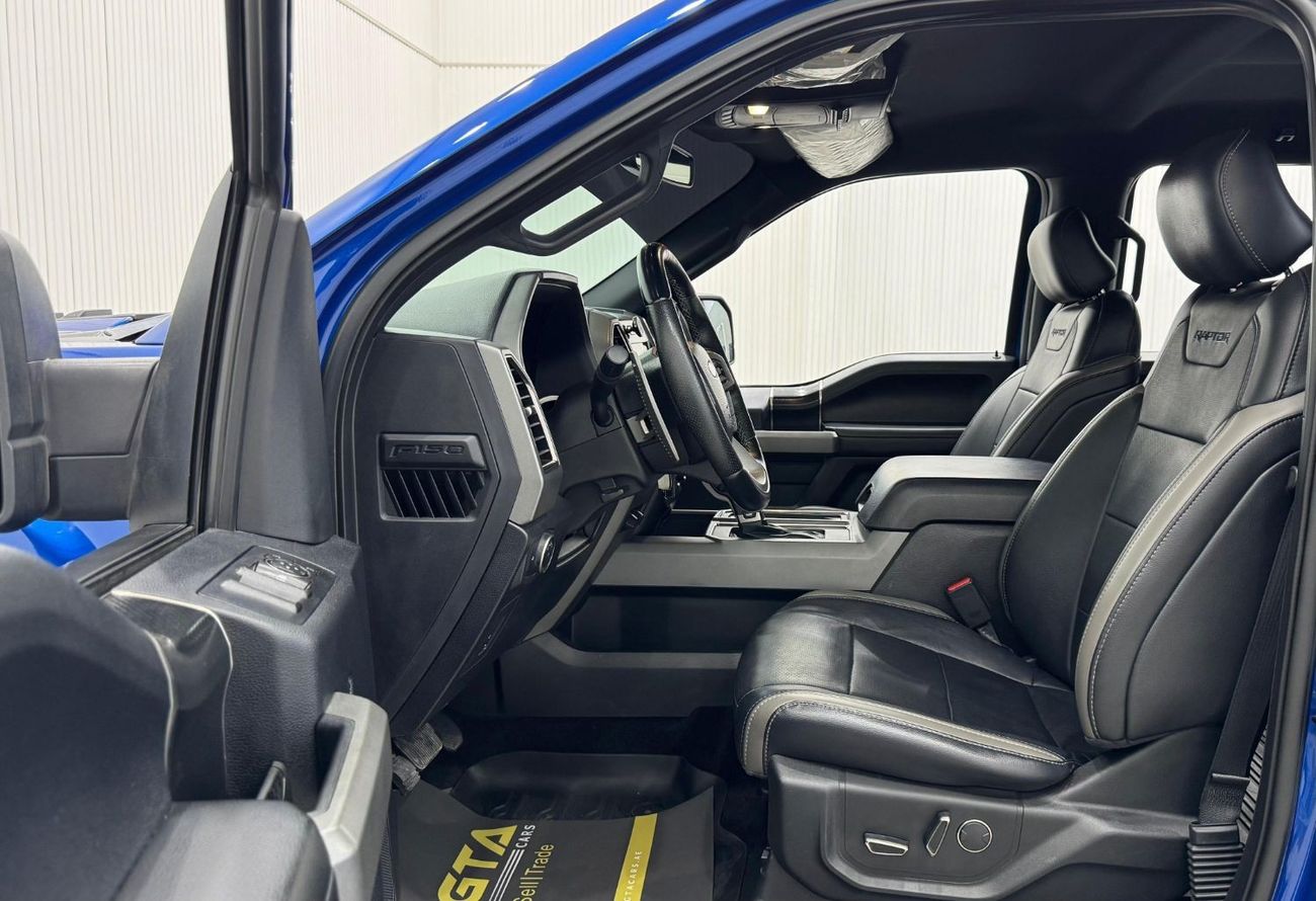 Ford F 150 Raptor 2017 Ford F-150 Raptor SuperCrew 5.5 Box, Agency Warranty Till 2027, Full Service History, GCC