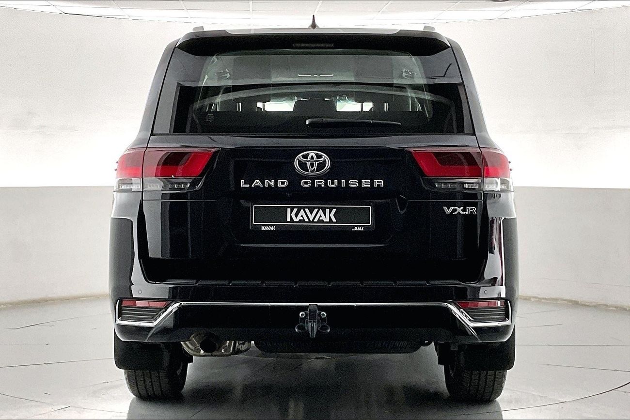 تويوتا لاند كروزر VXR | سنة ضمان مجانية | 0 دفعة أولى | سياسة الإعادة بعد 7 أيام