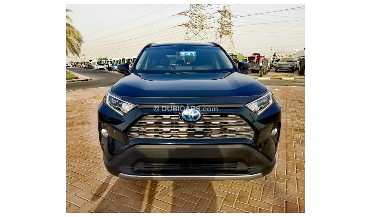 تويوتا راف ٤