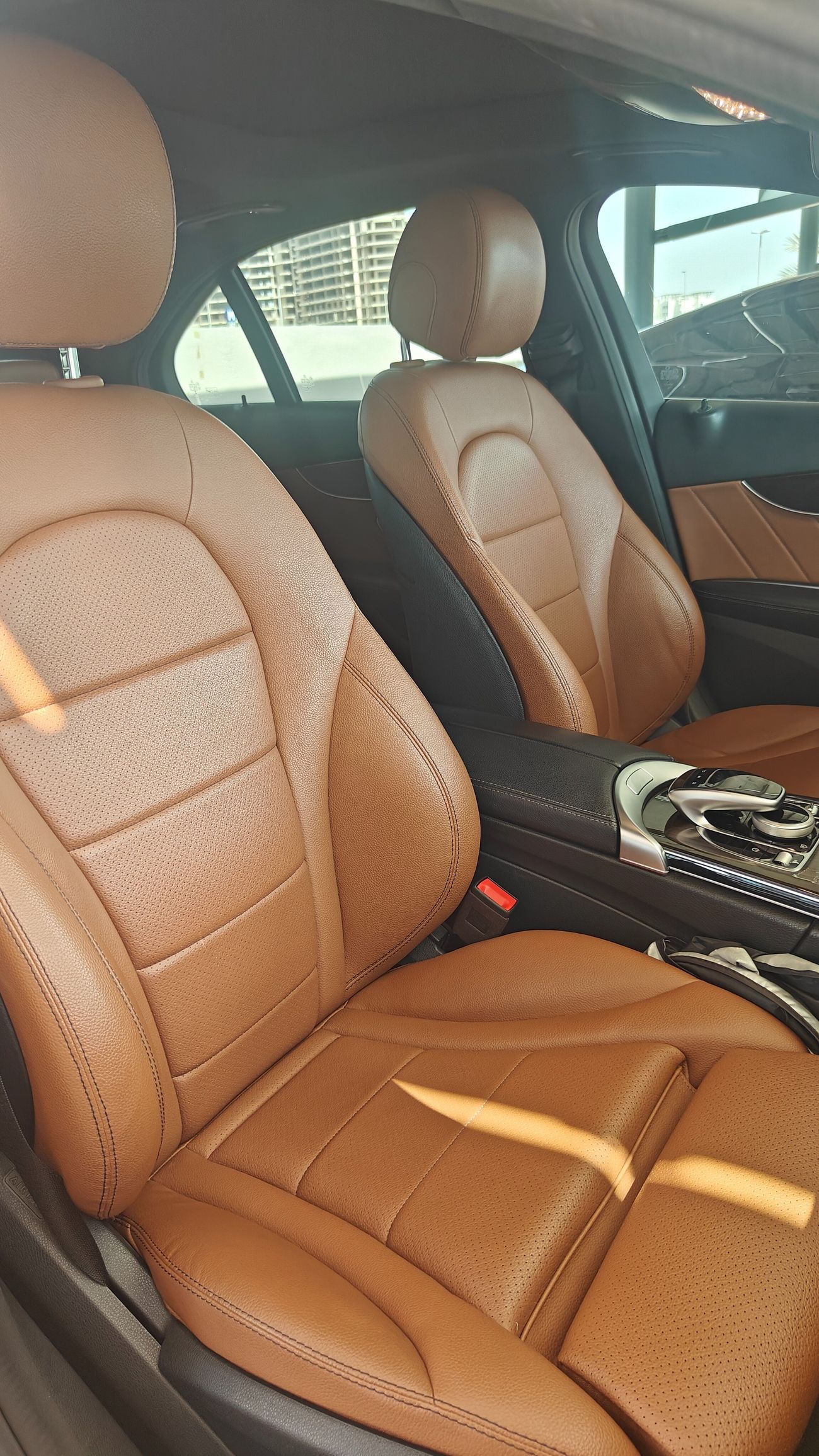 مرسيدس بنز C 200 AMG