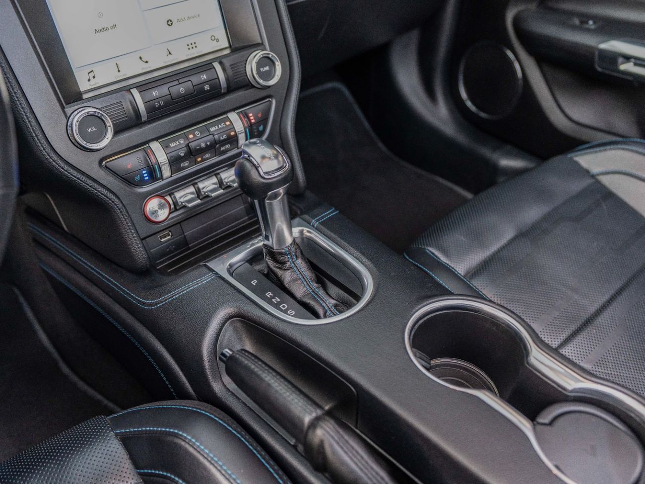 Ford Mustang GT Premium 5.0L V8