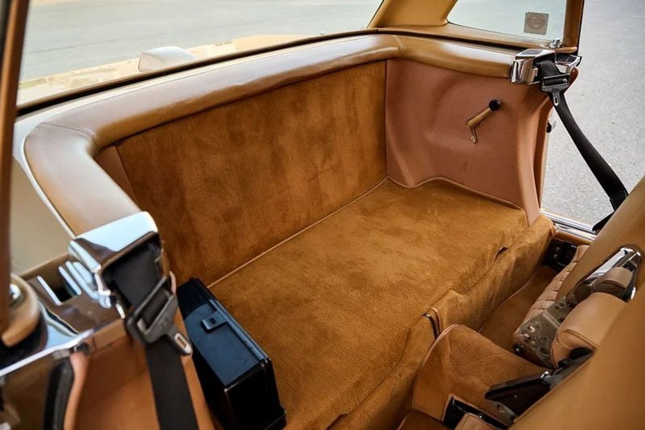 Mercedes-Benz SL 560